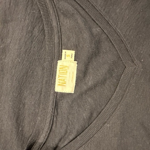 Nation Ltd. “Paige Tee” L/S V-neck black Tee with gold buttons on arms (XS) - Picture 7 of 7